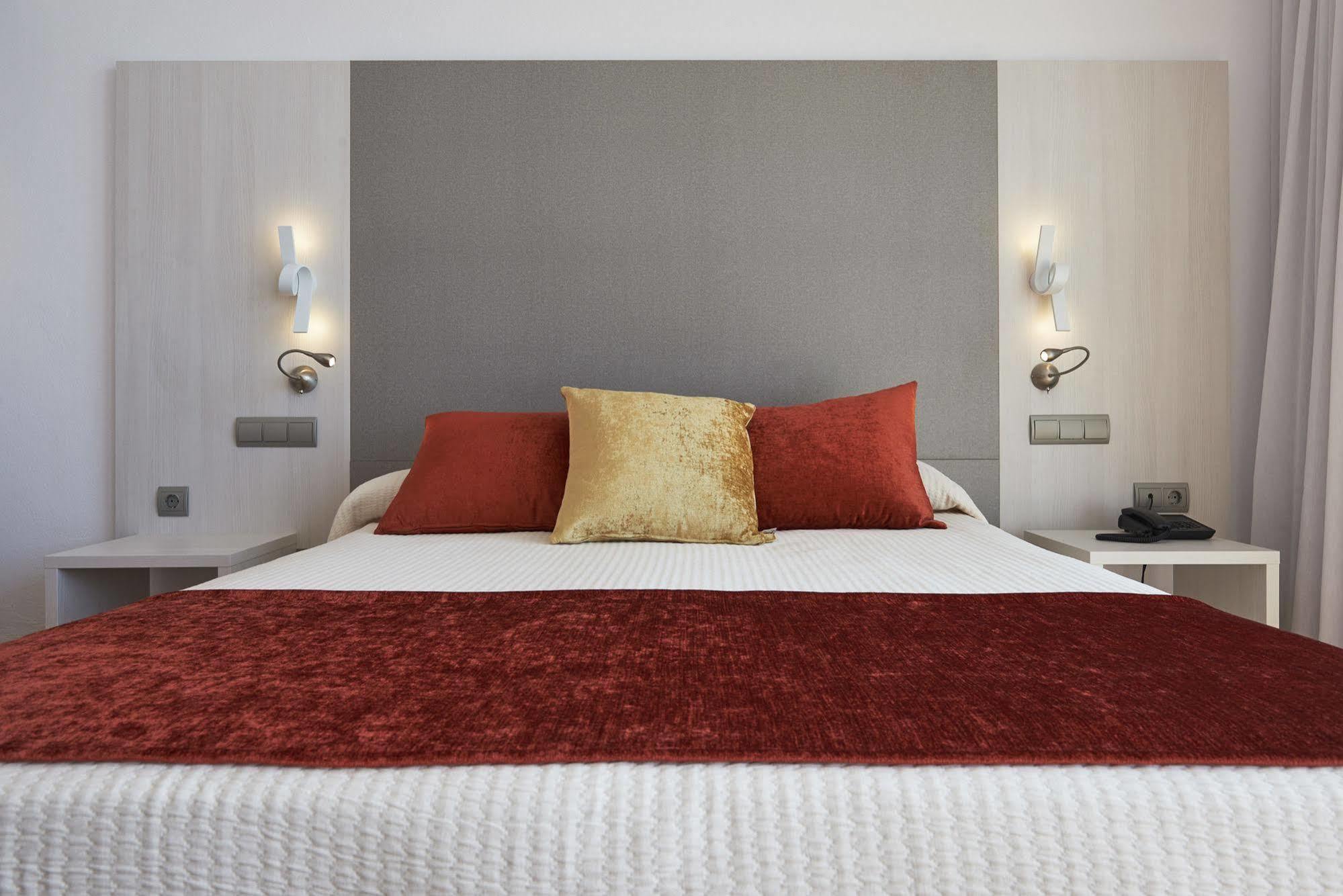 Hotel Abrat San Antonio  Eksteriør bilde